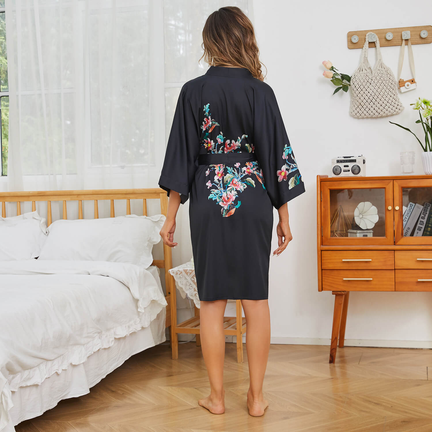 Women's Short Floral Silk Kimono Robes 100% Silk Bathrobe