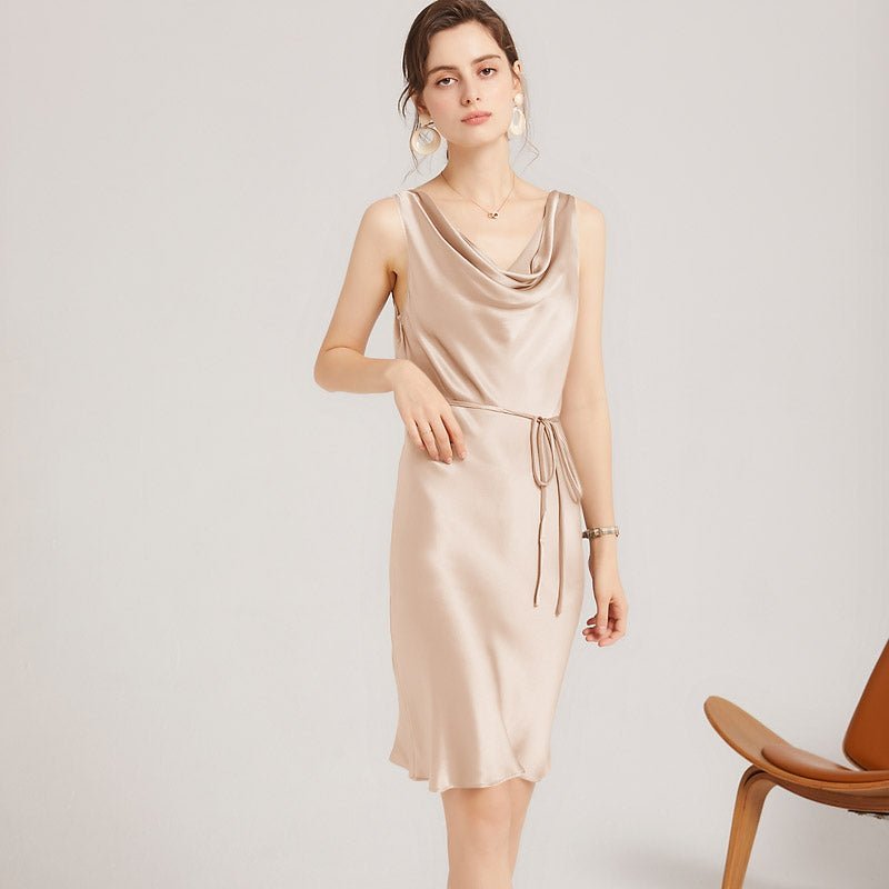 Robe de soie champagne