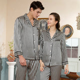 Ensembles de pyjamas assortis en soie pour couples vêtements de nuit en soie pour couples à longues rayures