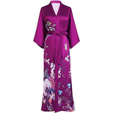 Robe kimono longue en soie violette pour femmes avec ceinture fleurs colorées et peintures de papillons toutes tailles